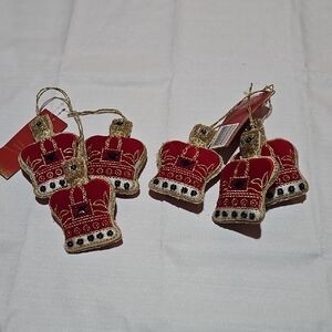 Elegant Red and Gold Crown Ornaments